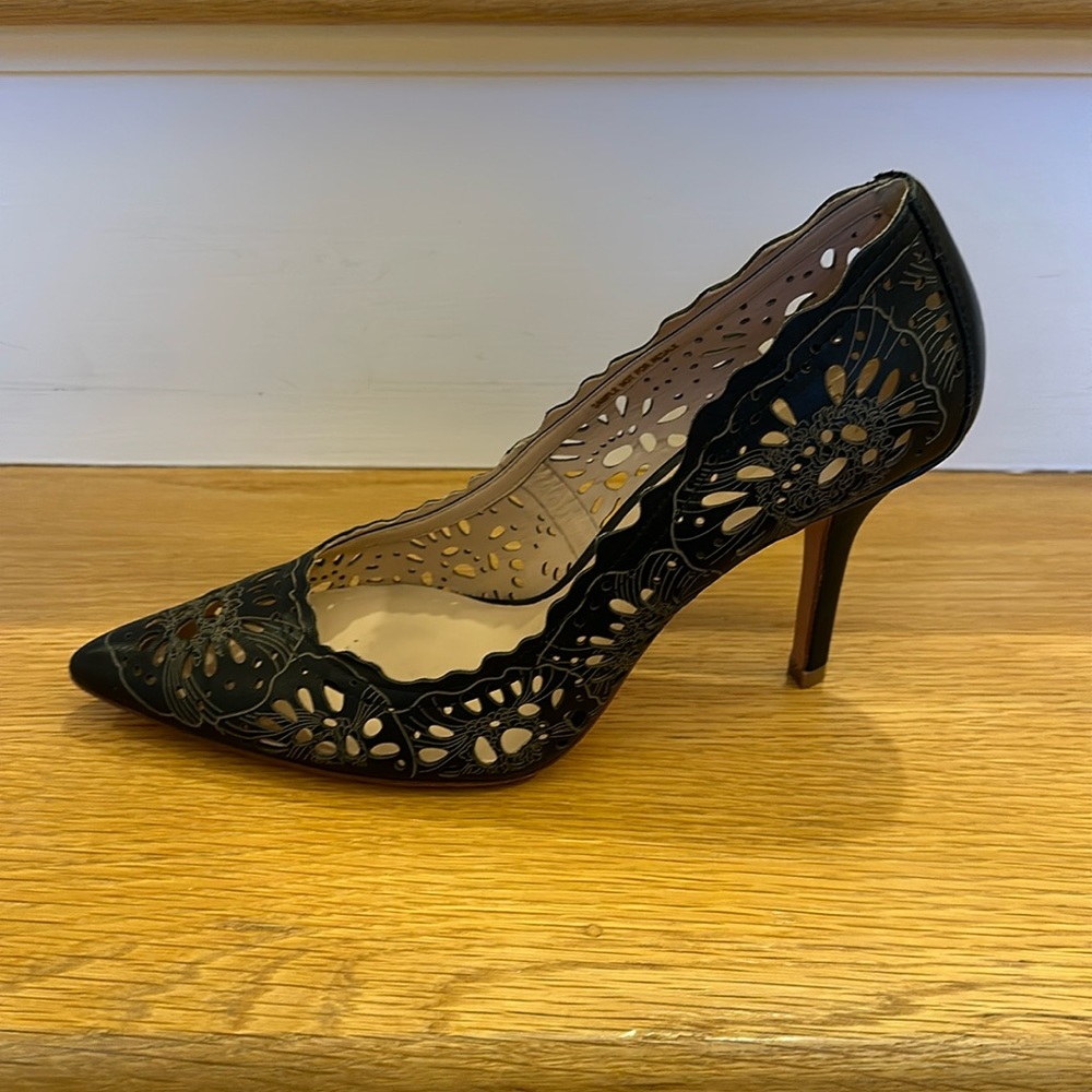 Aerin leather pumps size 9